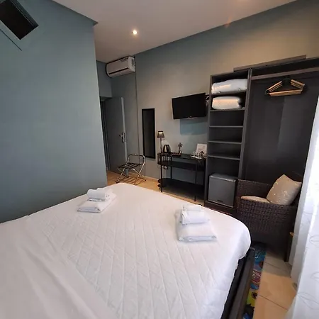 فندق مبيت وإفطار Il Roseto 3*