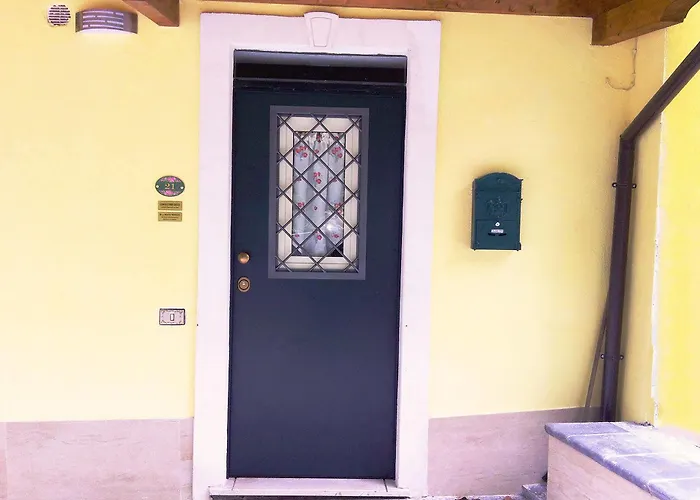 Il Roseto Bed and Breakfast 3*